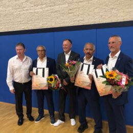 Honorary 8e Dan voor Roy Kawarmala